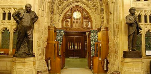 Entrance of the House of Commons © http://www.parliament.uk/